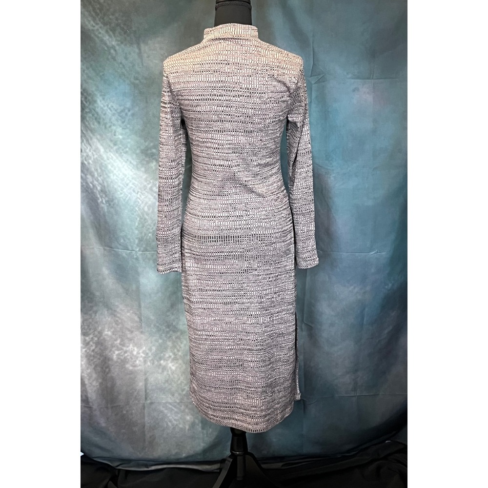 Jessica Simpson Mock Neck Cutout Ribbed Knit Midi Dress Rose Cloud Size M - Picture 4 of 6